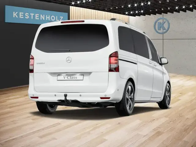 Mercedes-Benz V 220