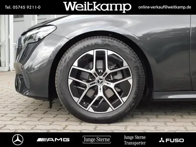 Mercedes-Benz E 220