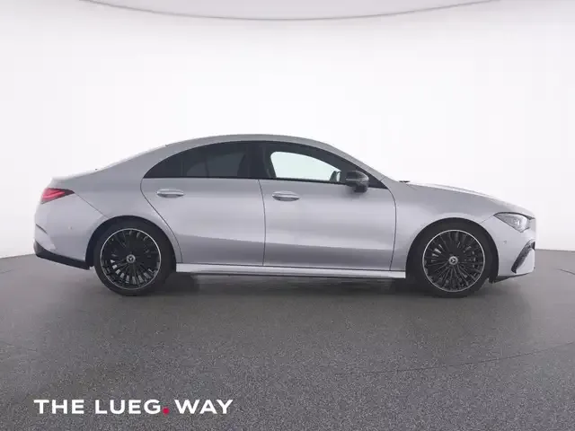 Mercedes-Benz CLA 220