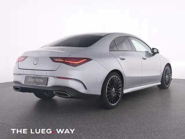 Mercedes-Benz CLA 220