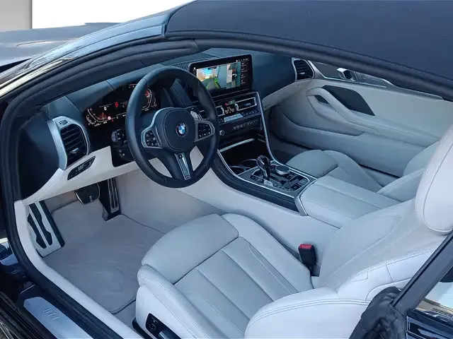 BMW 840