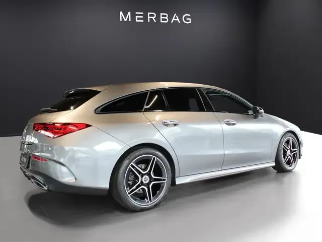Mercedes-Benz CLA 200