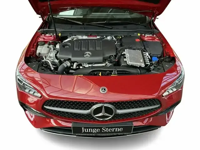 Mercedes-Benz CLA 220