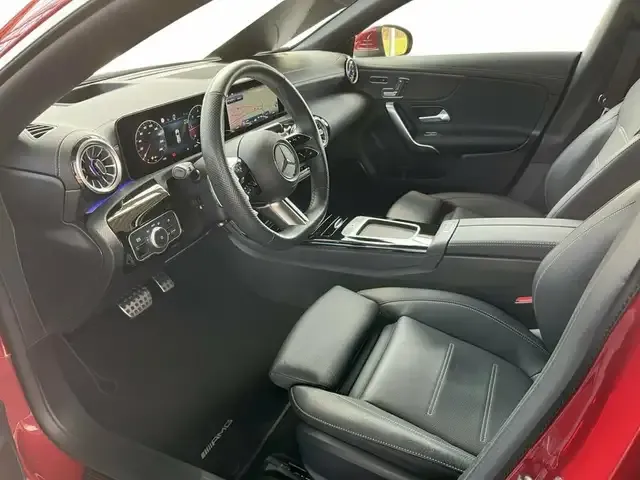 Mercedes-Benz CLA 220