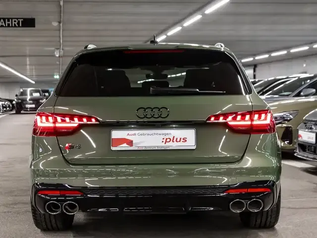 Audi S4