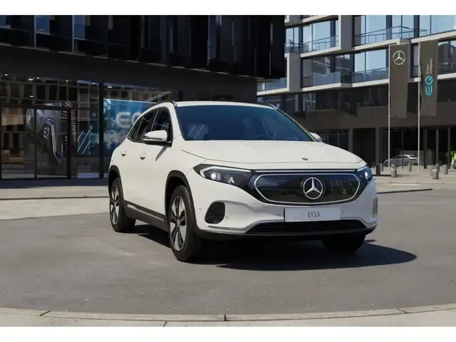 Mercedes-Benz EQA 300