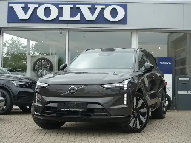 Volvo EX90