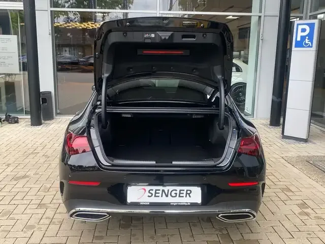 Mercedes-Benz CLA 220