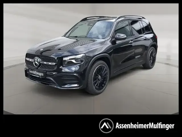 Mercedes-Benz GLB 220