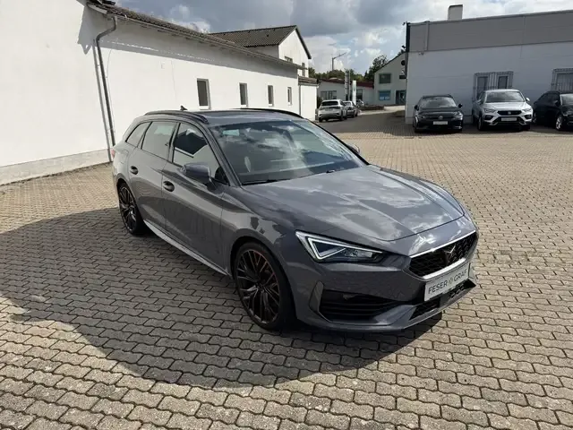 CUPRA Leon