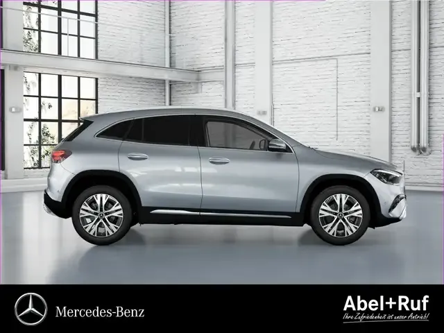 Mercedes-Benz GLA 180