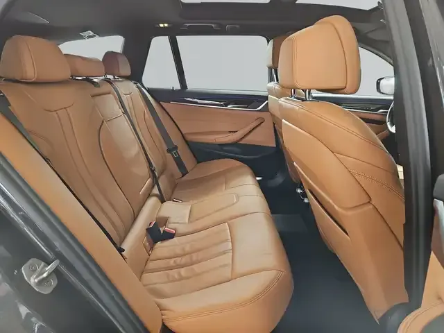 BMW 540