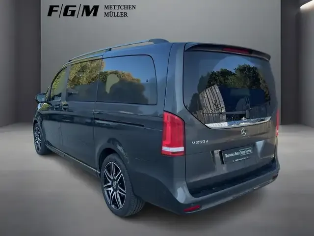 Mercedes-Benz V 250