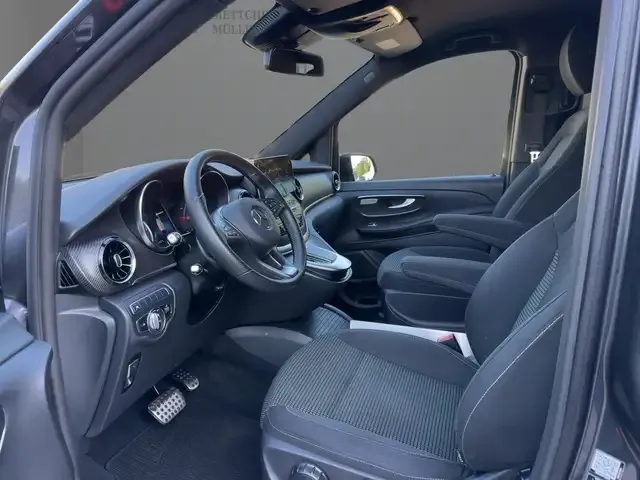 Mercedes-Benz V 250