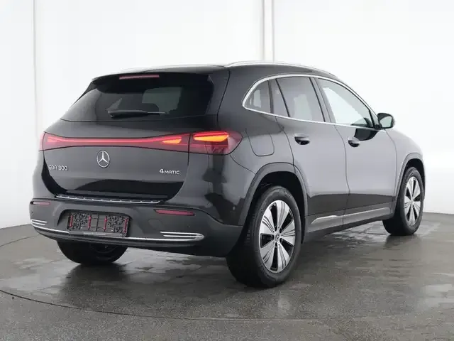 Mercedes-Benz EQA 300