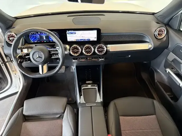 Mercedes-Benz EQB 300