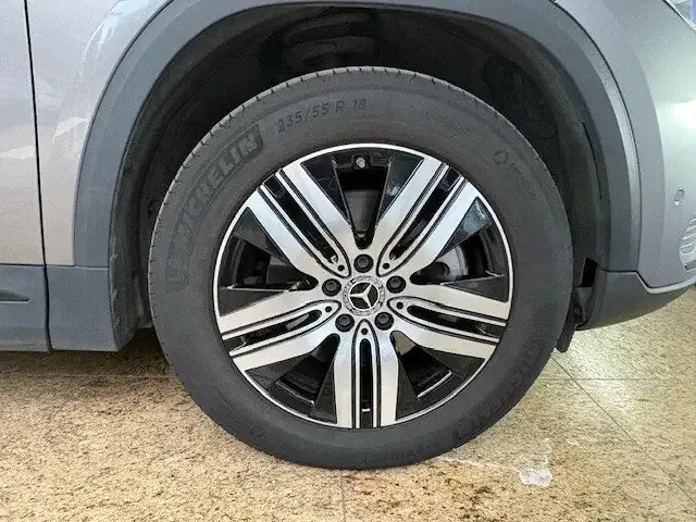 Mercedes-Benz EQA 300