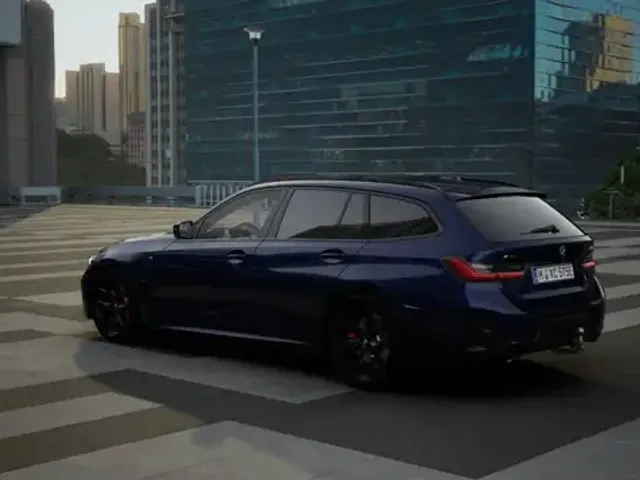 BMW 330
