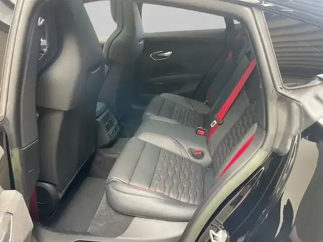 Audi RS e-tron GT