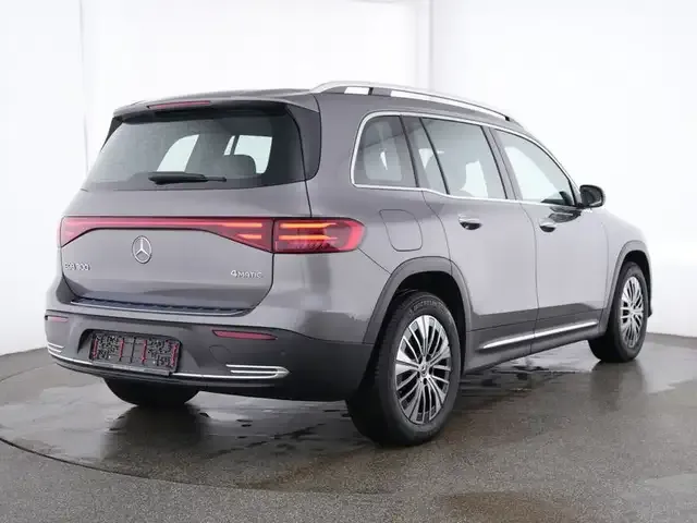 Mercedes-Benz EQB 300