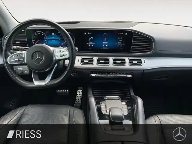 Mercedes-Benz GLS 400