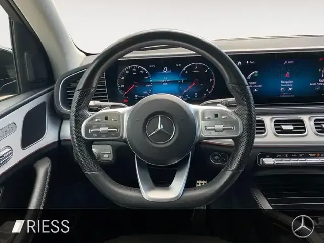 Mercedes-Benz GLS 400