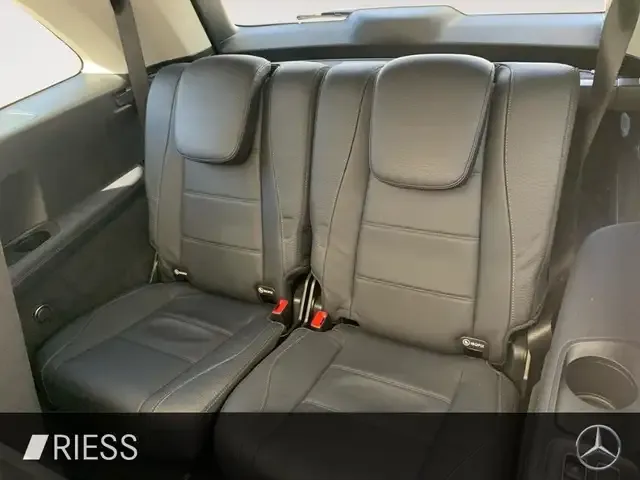 Mercedes-Benz GLS 400