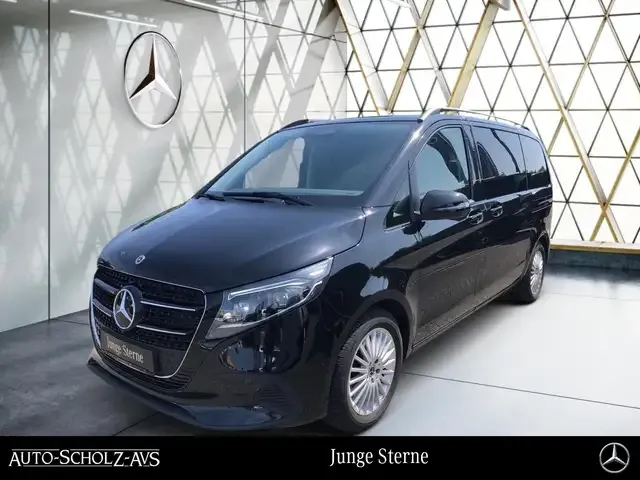 Mercedes-Benz V 220