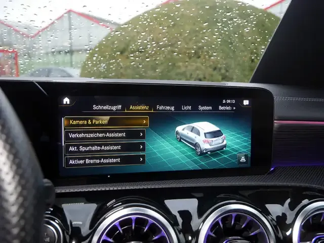 Mercedes-Benz A 35 AMG