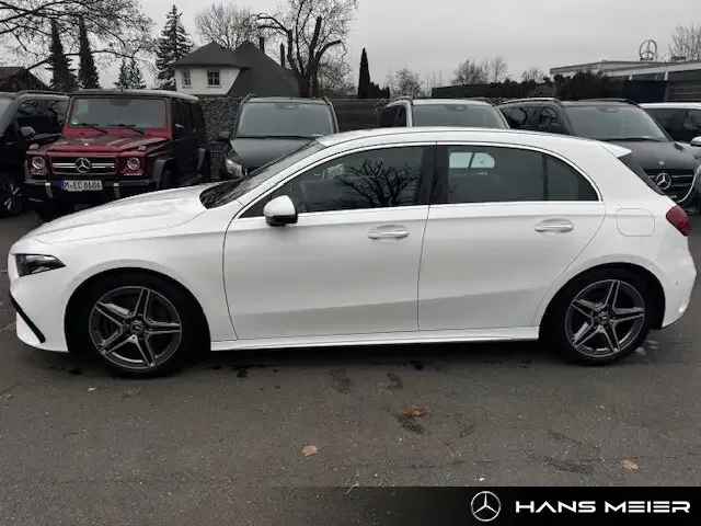 Mercedes-Benz A 220