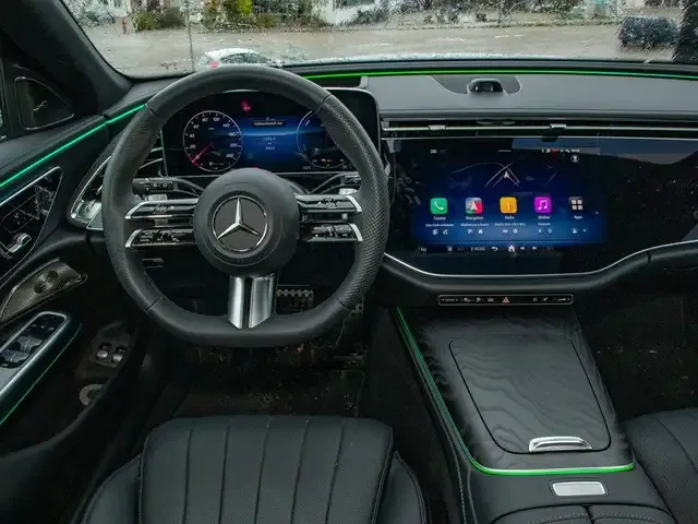 Mercedes-Benz E 300