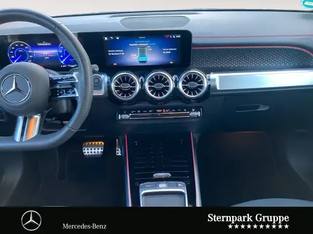 Mercedes-Benz EQB 300