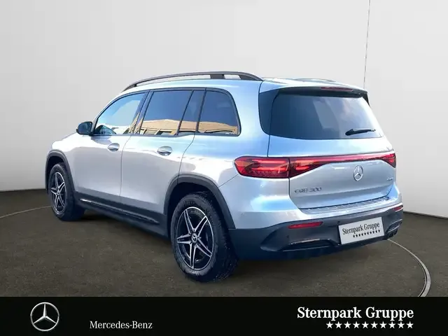 Mercedes-Benz EQB 300