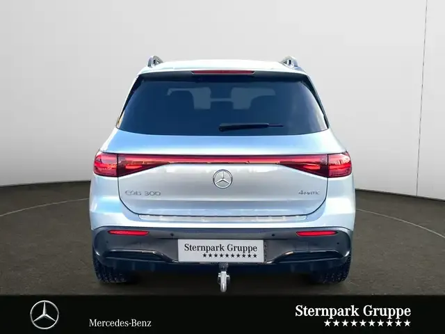 Mercedes-Benz EQB 300