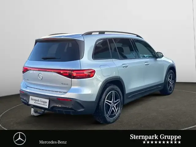 Mercedes-Benz EQB 300