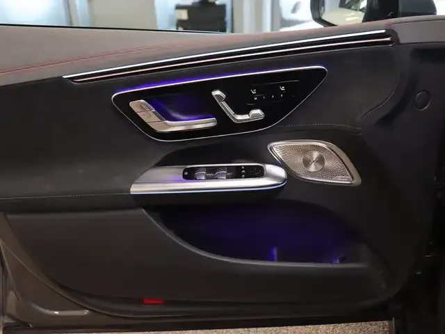 Mercedes-Benz EQE 500
