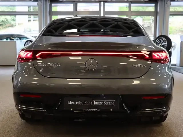 Mercedes-Benz EQE 500