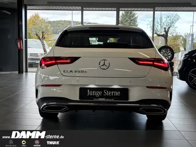 Mercedes-Benz CLA 250