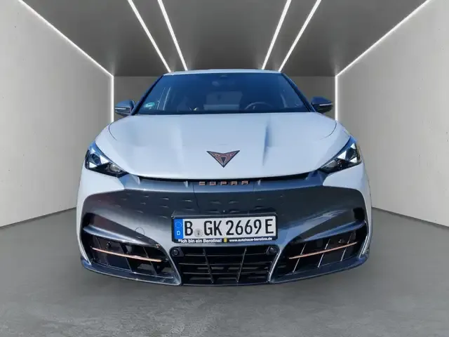 CUPRA Tavascan
