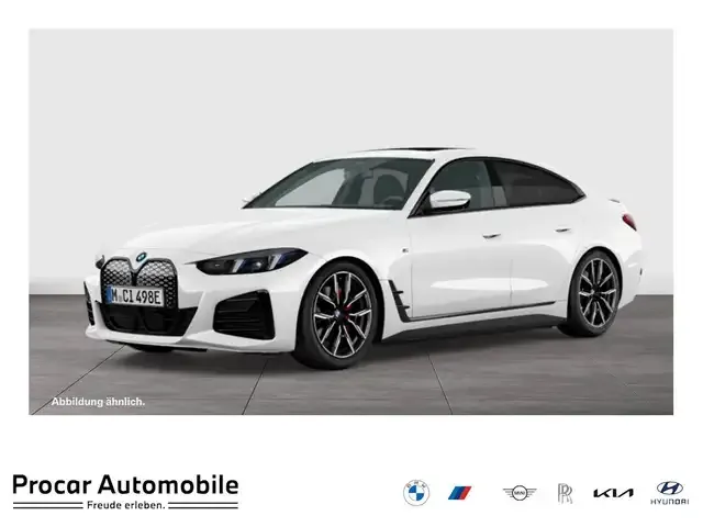 BMW i4