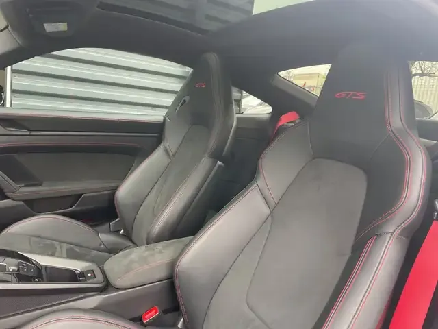 Porsche 992