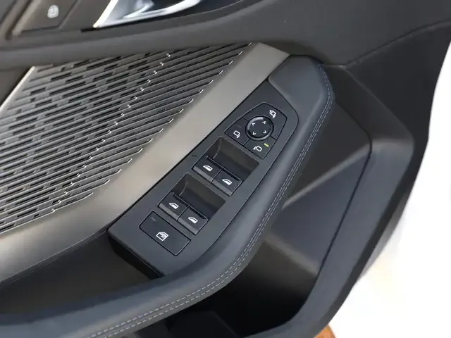 BMW 214