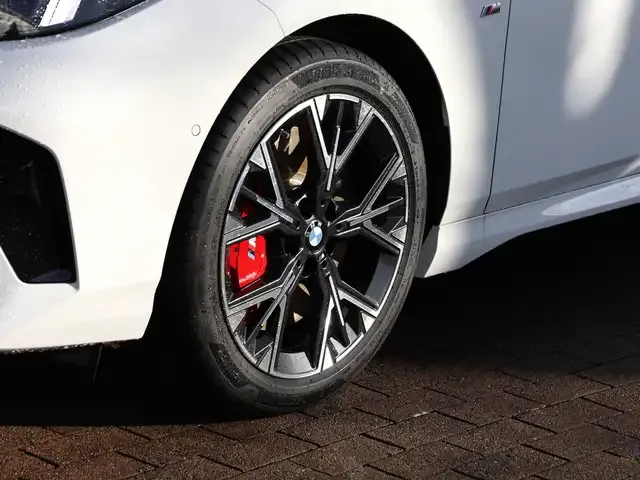 BMW 214