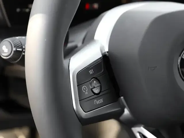 BMW 214