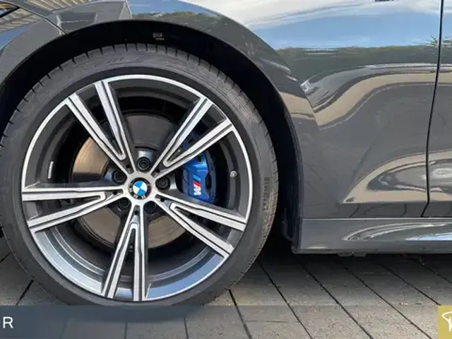 BMW 340