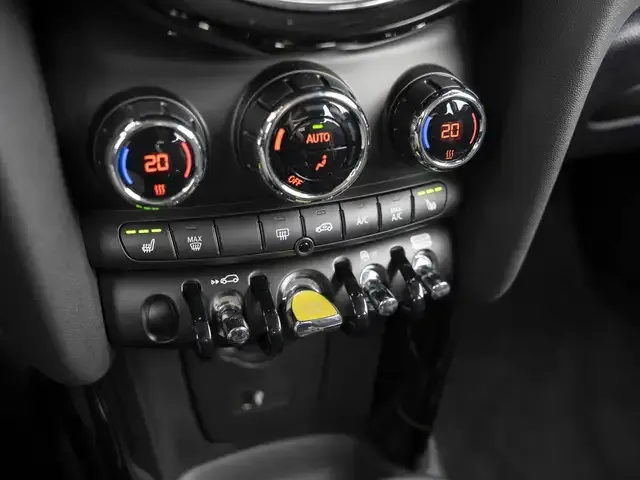 MINI Cooper SE