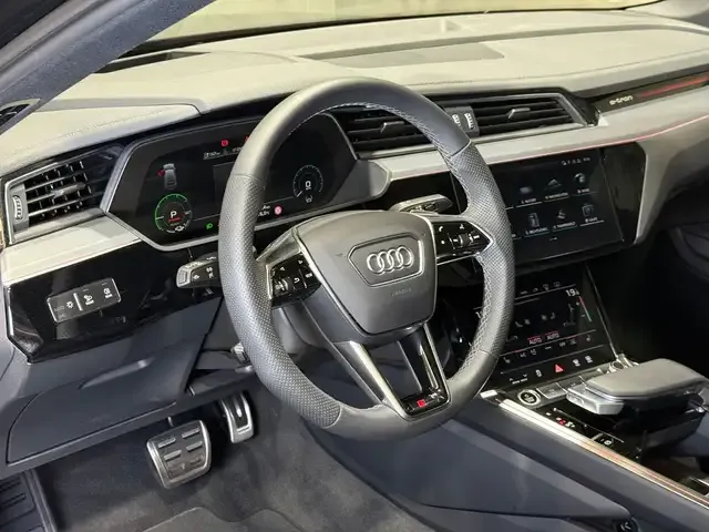 Audi Q8 e-tron