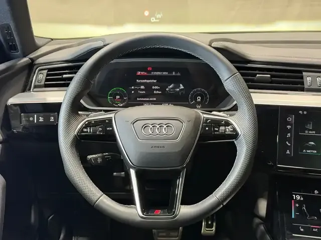 Audi Q8 e-tron