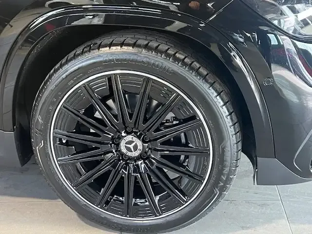 Mercedes-Benz GLA 220