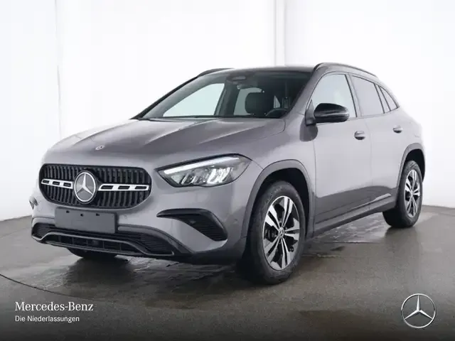 Mercedes-Benz GLA 180